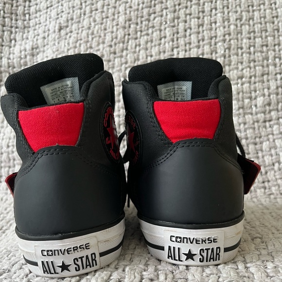 Converse Chuck Taylor All Star Mid Black & Red Strap 158428C size 6 men and wo 8 - Picture 5 of 7